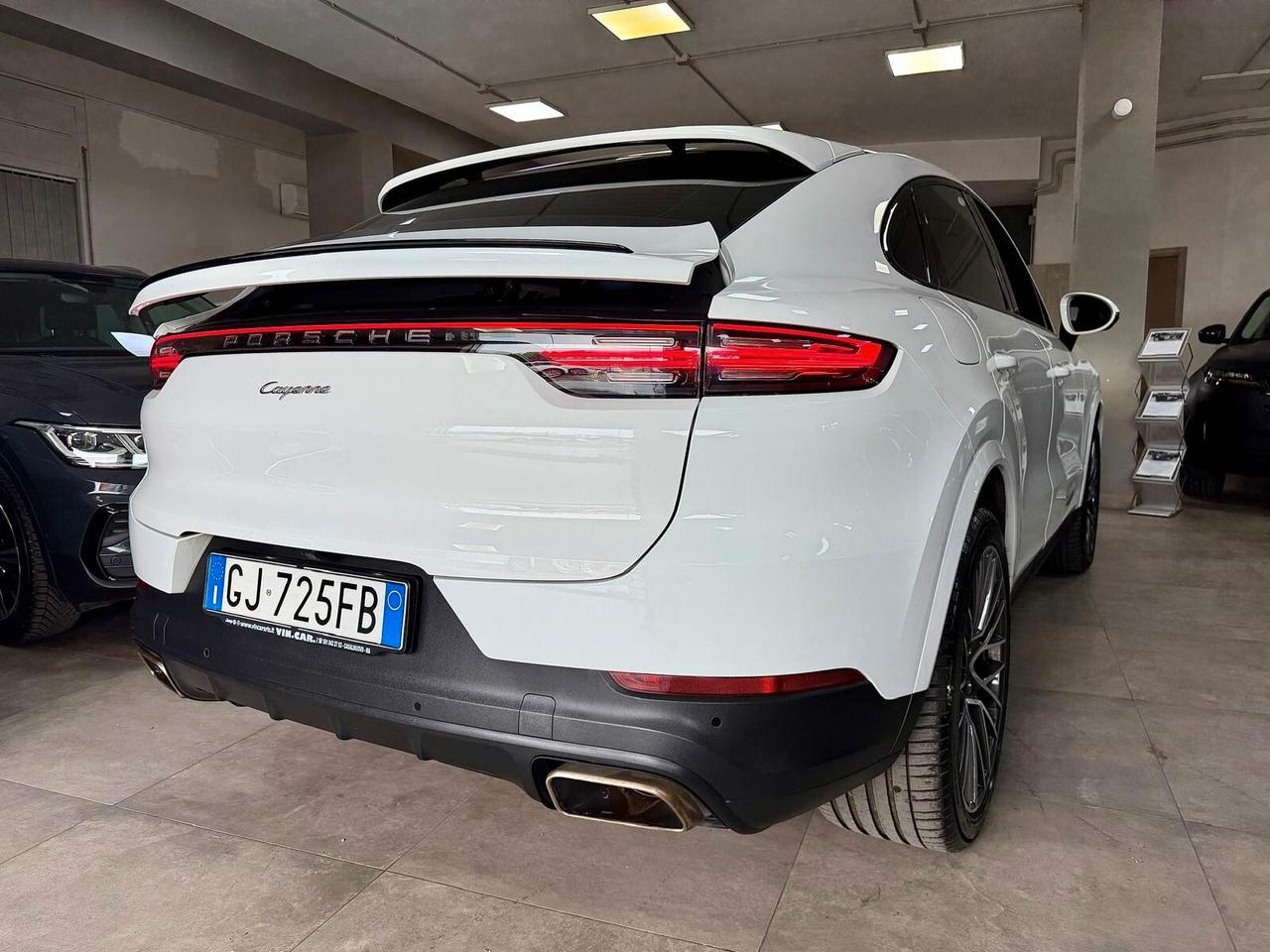 Porsche Cayenne Coupé 3.0 V6 Platinum Edition 2022