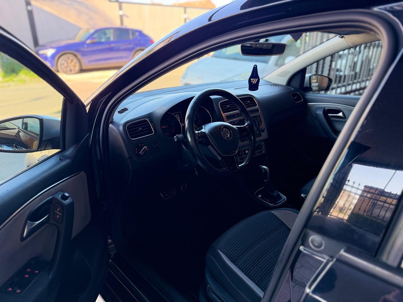 Volkswagen Polo Cross 1.4 TDI DSG BlueMotion Technology