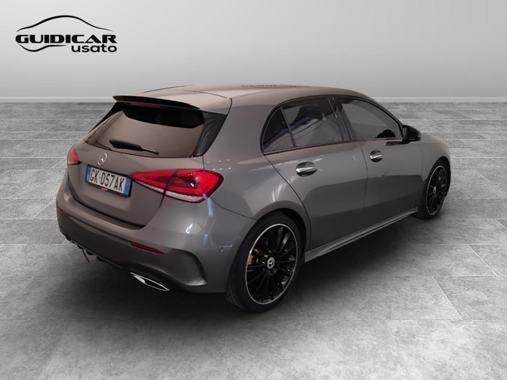 Mercedes-Benz Classe A - W177 2018 - A 220 d Premium 4matic auto