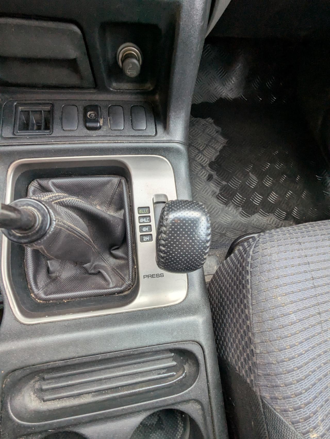 Mitsubishi Pajero Sport 2.5 TDI