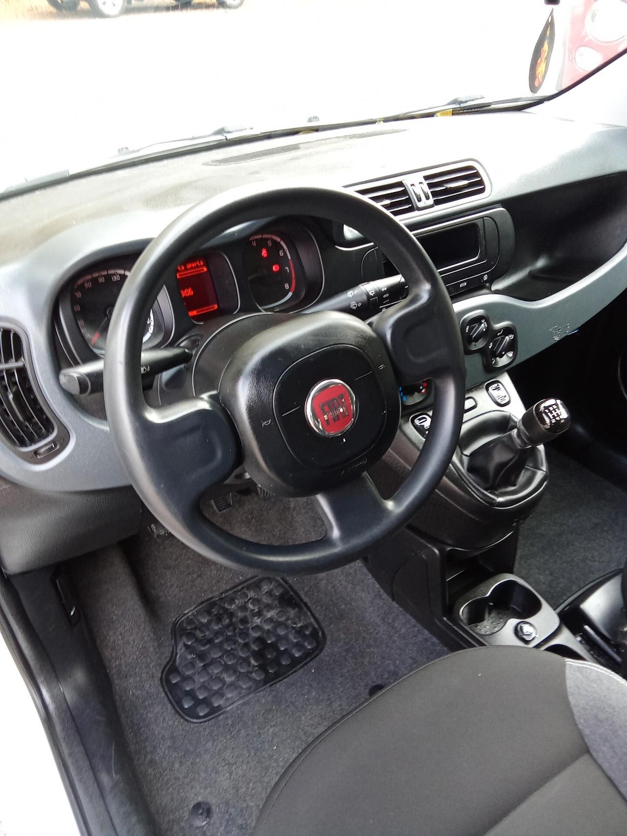 Fiat Panda 1.0 Hybrid Pop Van 2 posti 022