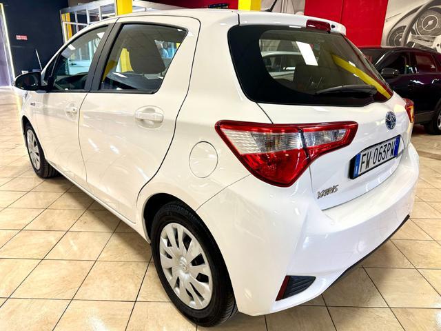 TOYOTA Yaris 1.5 Hybrid 5 porte Cool AUTOM. OK NEOPATENTATO
