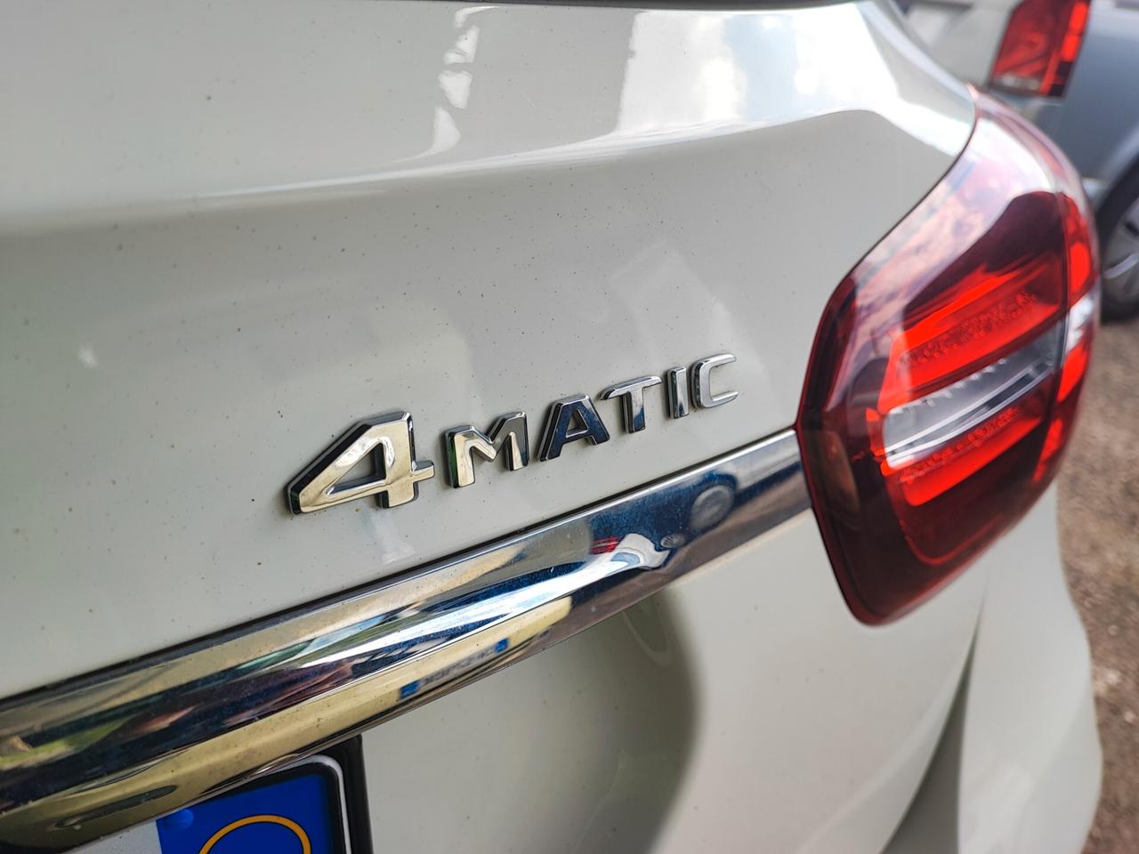 Mercedes-benz GLA 200 d Automatic 4Matic Premium