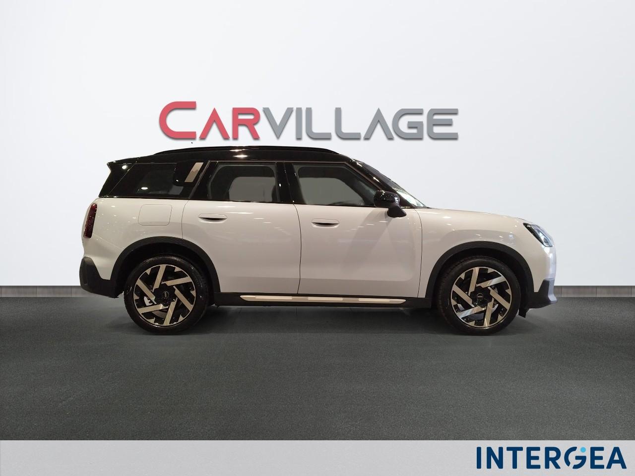 MINI Mini Countryman 2.0 48V D Favoured auto