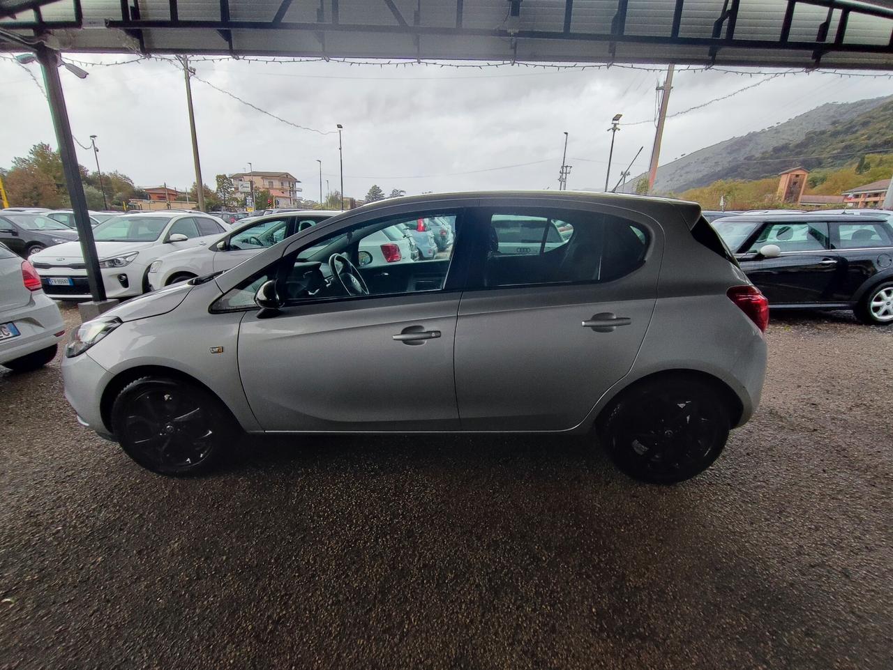 Opel Corsa 1.4 90CV GPL Tech 5 porte Innovation