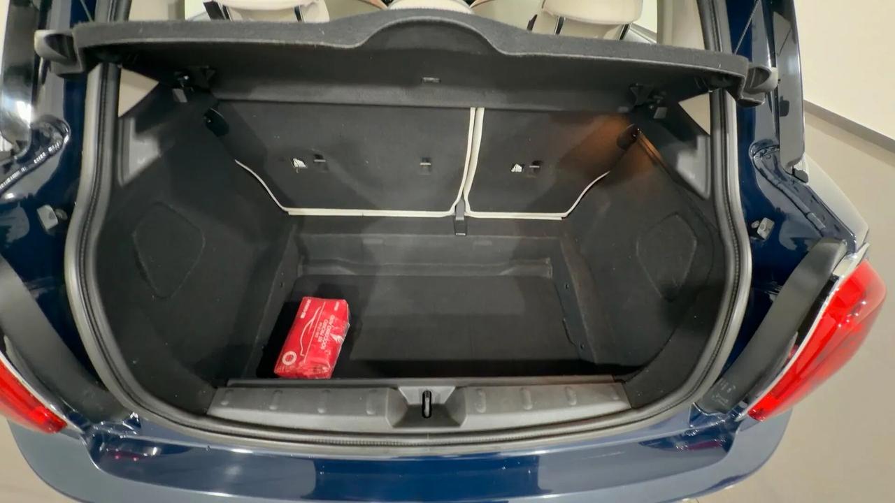 Mini 1.5 Cooper D Hype Aut. 5 porte