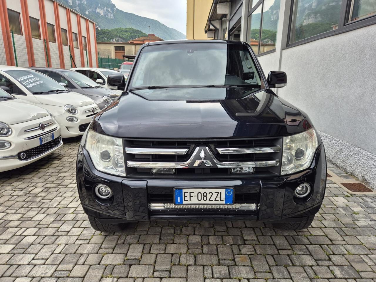 Mitsubishi Pajero 3.2 4X4 AUTOCARRO 2 POSTI