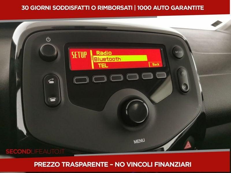 Citroën C1 5p 1.0 vti Shine 72cv neopatentati