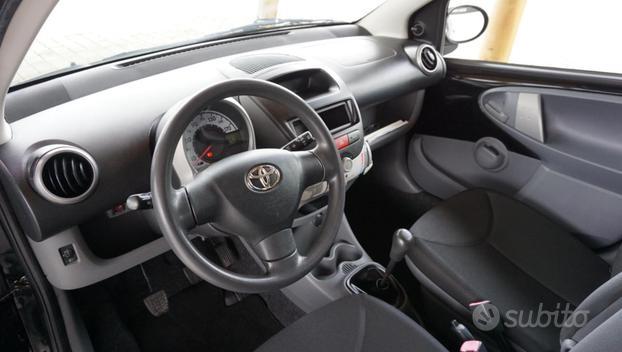 TOYOTA Aygo 1.0 12V VVT-i 5 porte