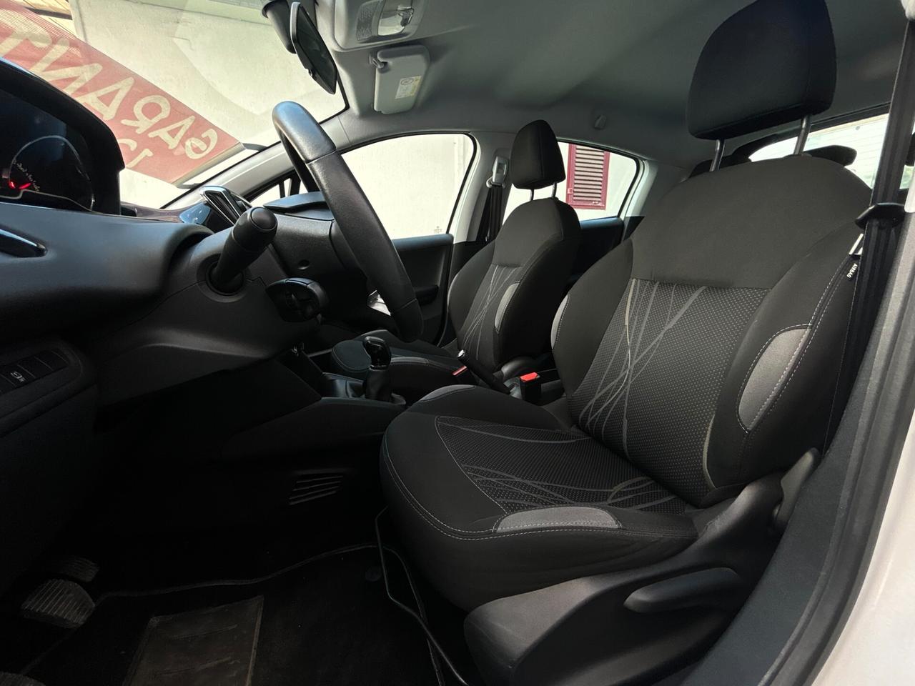 Peugeot 208 2017 1.2 82CV Allure KM CERTIFICATI LEGGI TUTTO!