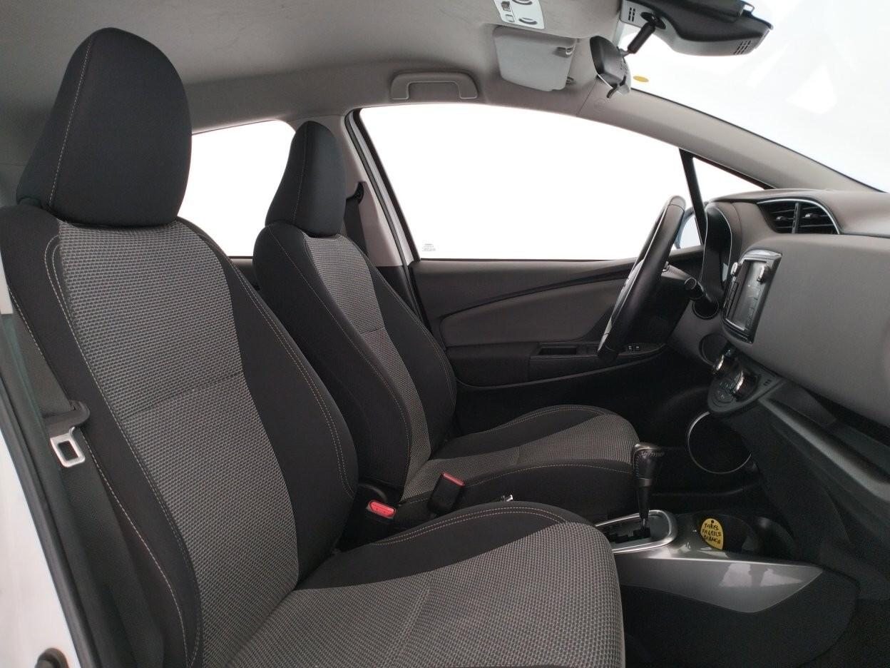 Toyota Yaris 1.5 Hybrid - NEOPATENTATI