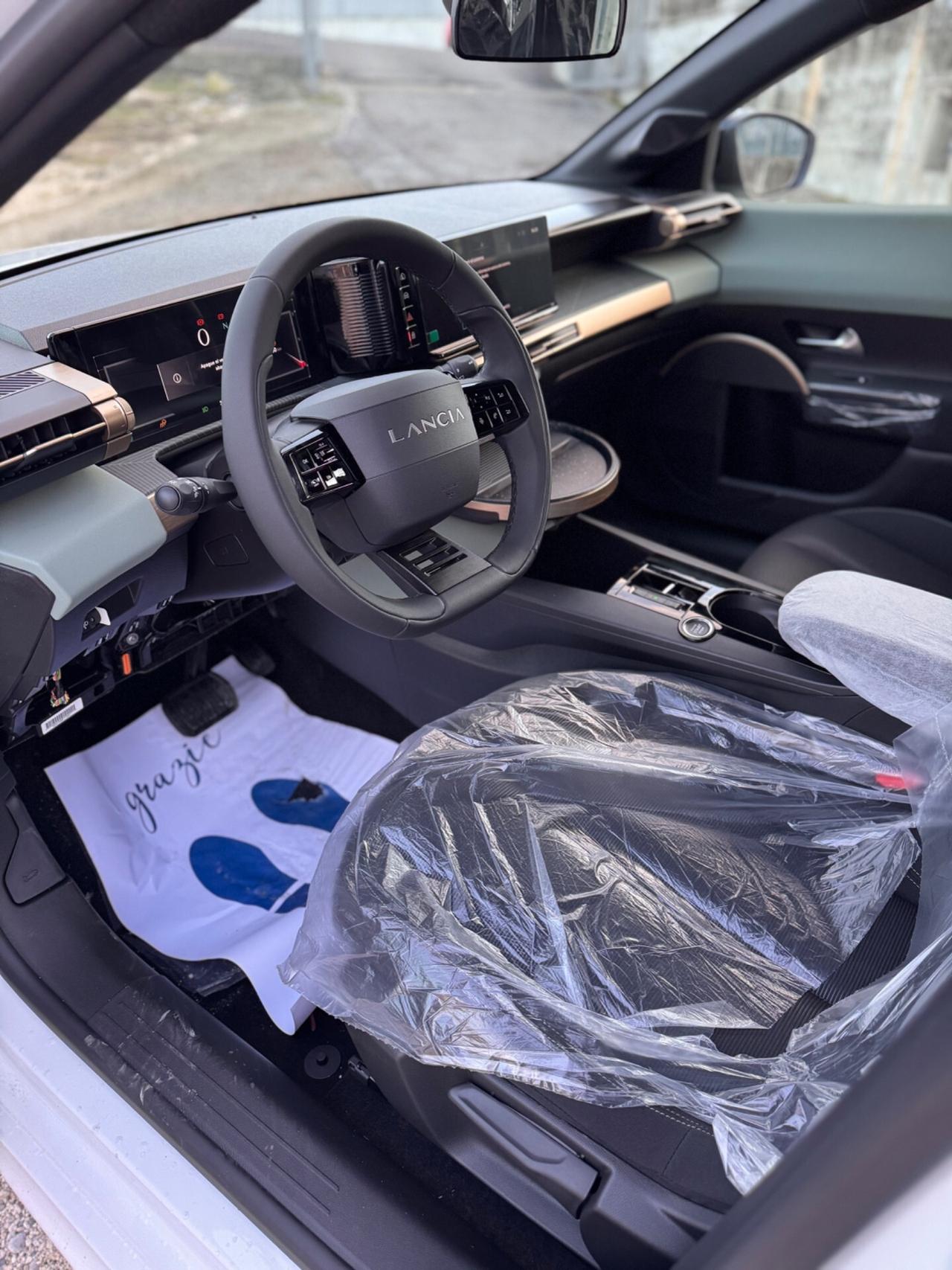 Lancia Ypsilon 1.2 Mild Hybrid 74KW 100cv