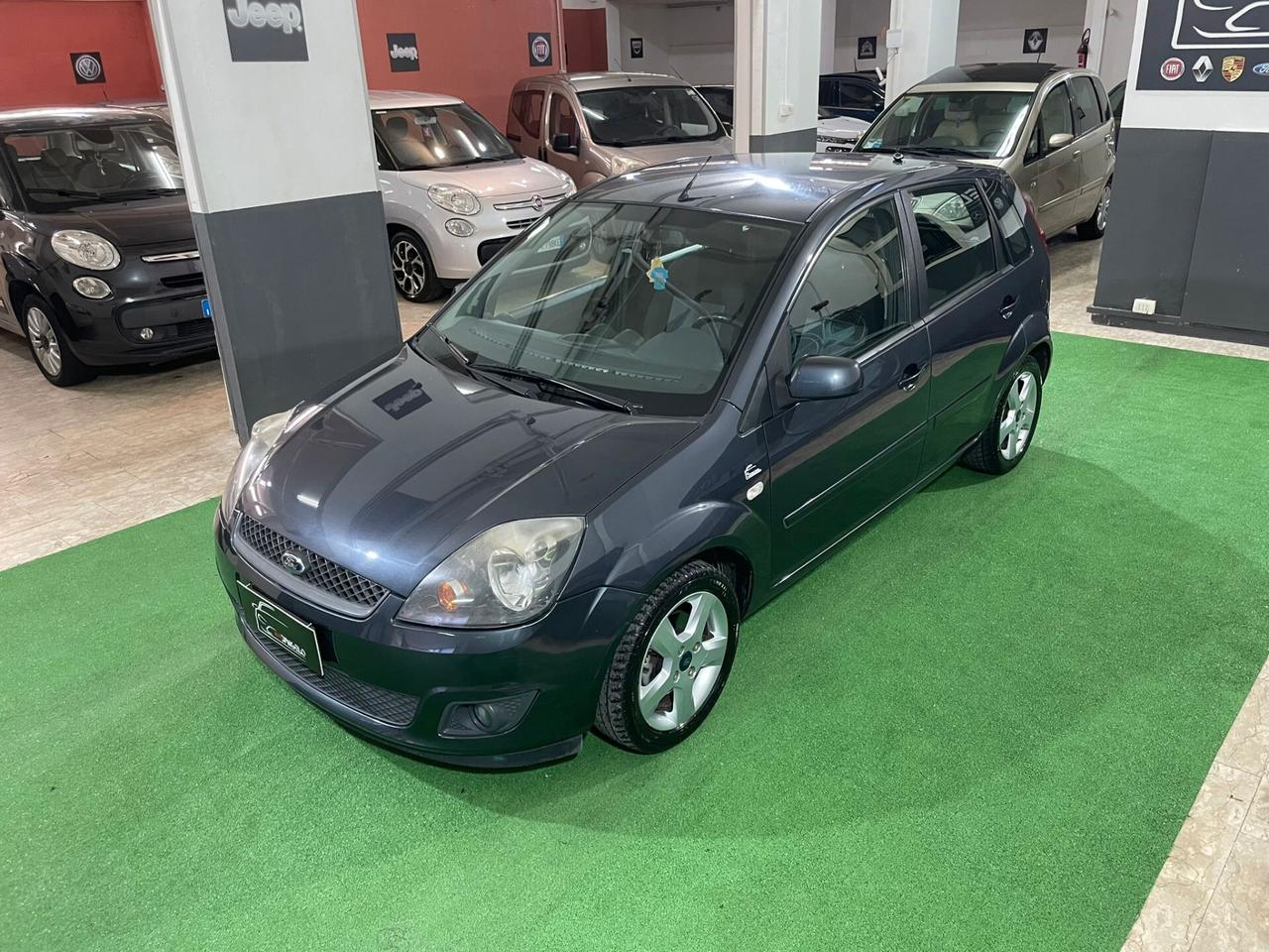 Ford Fiesta 1.4 TDCi 5p. Ghia