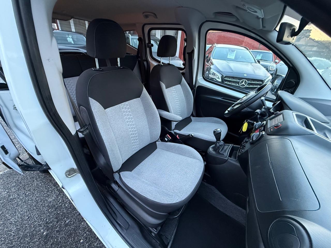 Qubo 1.3 MJT 95 CV Lounge-unipro-rate-E6