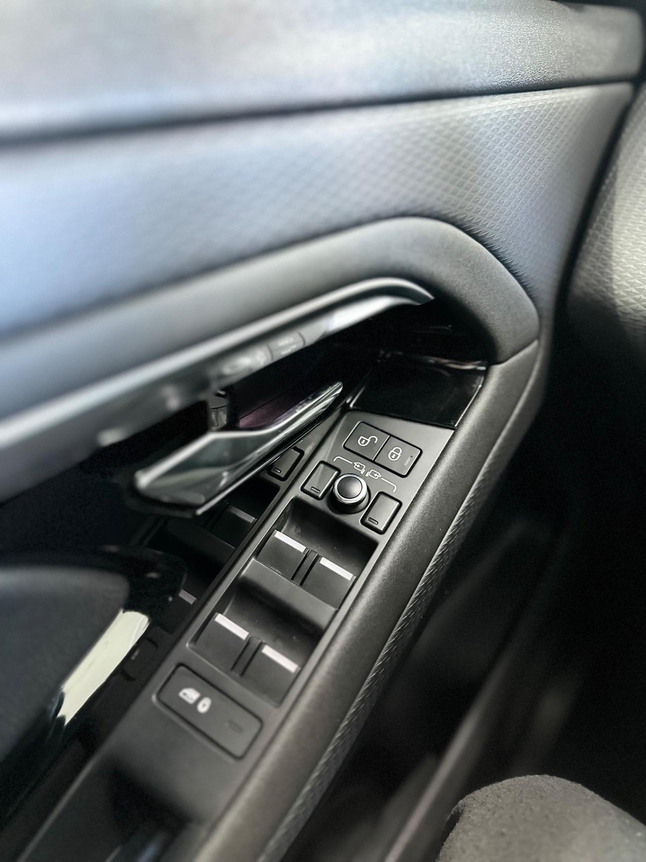 Land Rover Range Evoque 2.0D I4 180 CV AWD Auto R-Dynamic HSE