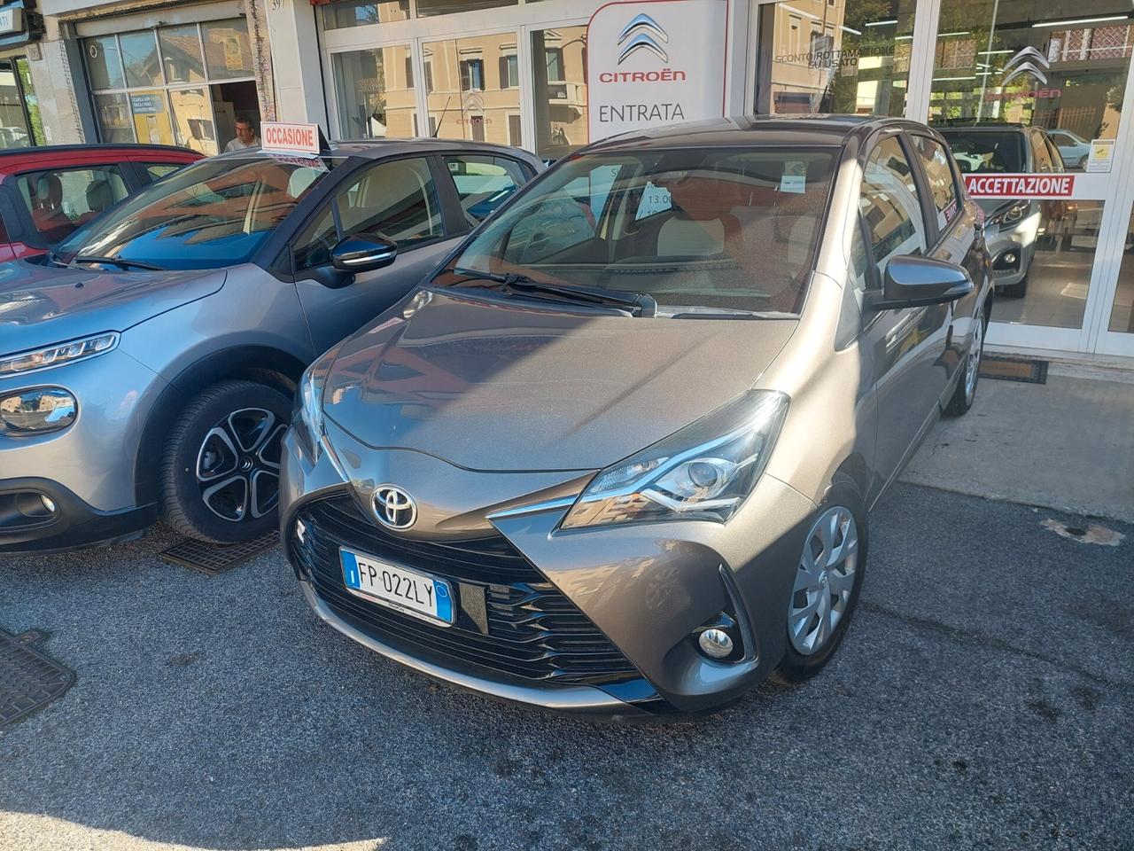 Toyota Yaris 1.0 5 porte Business