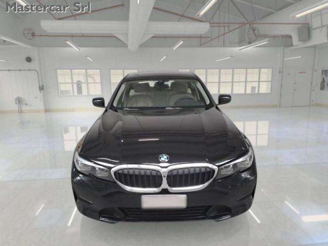 BMW 320 320D 48V BUSINESS ADVANTAGE AUTO - VOLANTE M - GE8