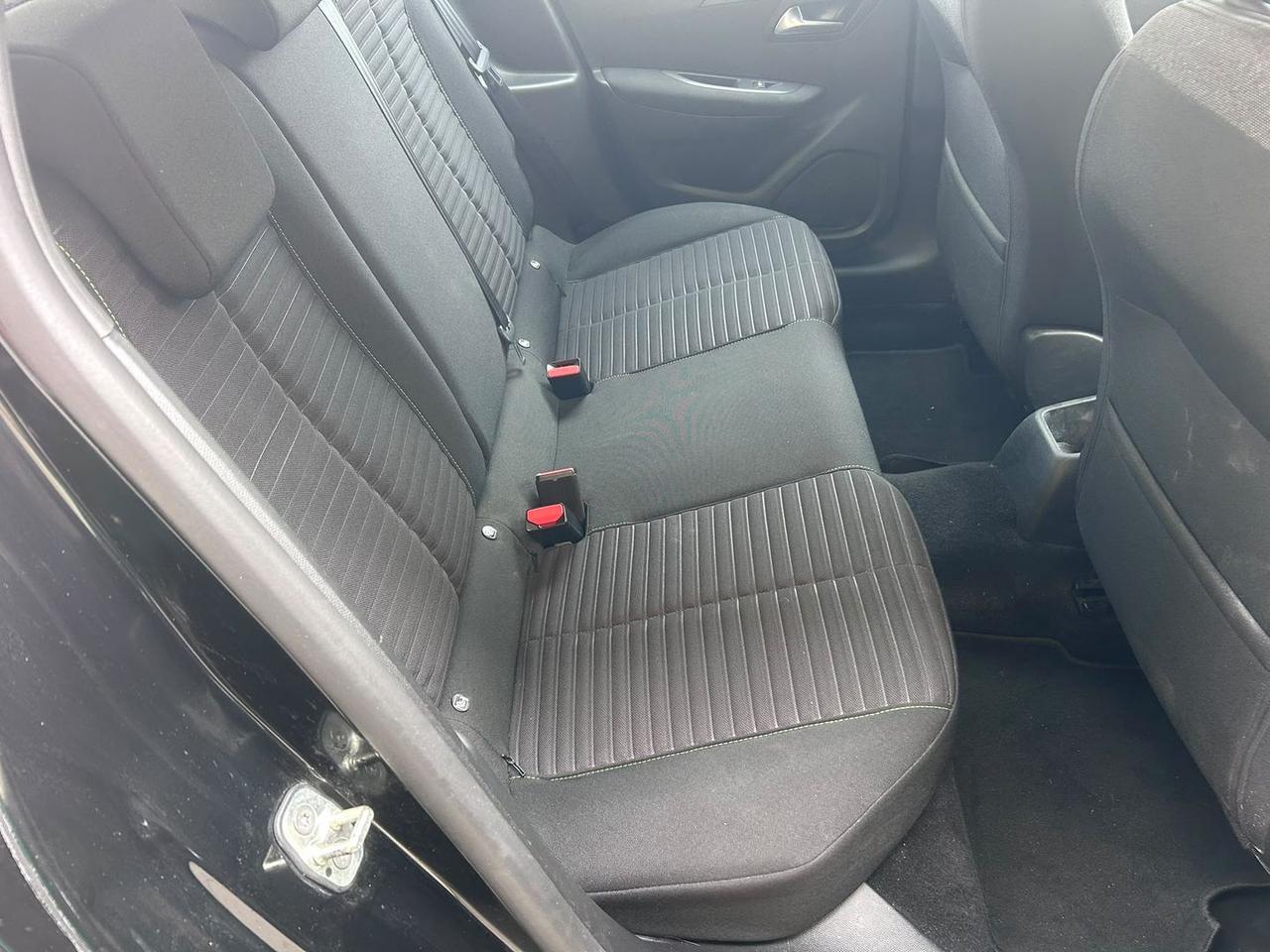 Peugeot 208 1.2 PureTech 75 ACTIVE PARI AL #50568