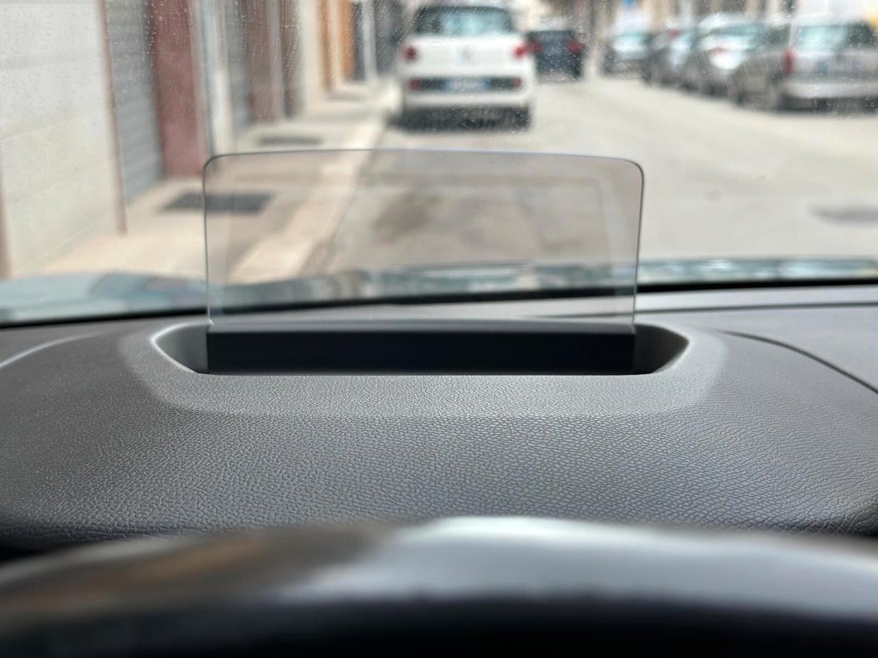 Citroen C4 BlueHDi 130CV EAT8 Shine