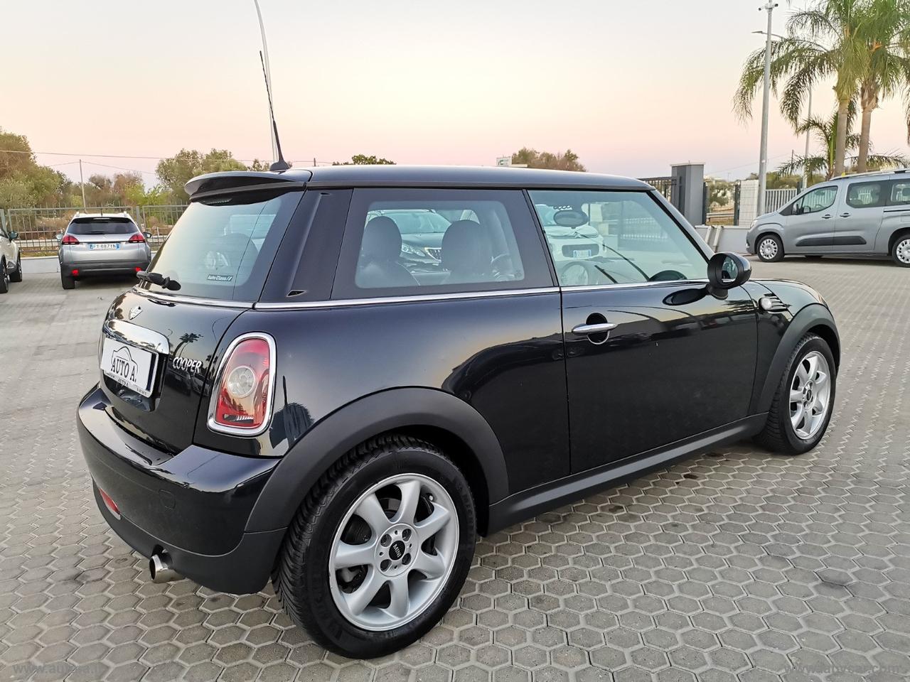 MINI Mini Cooper