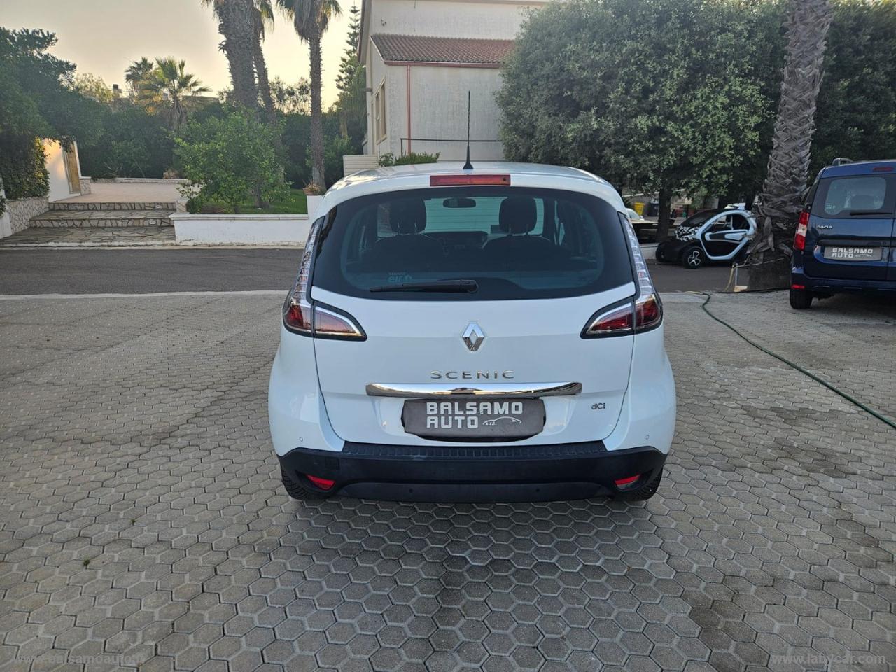RENAULT Scénic XMod 1.5 dCi 110 CV EDC Bose