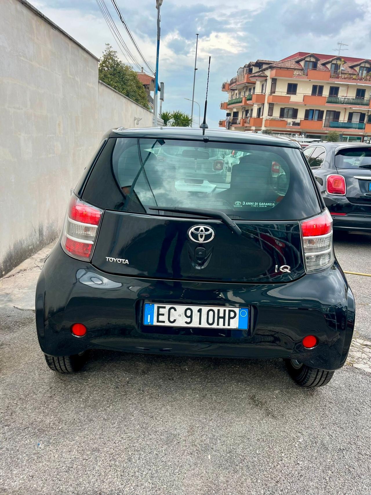 Toyota iQ 1.0 Sol