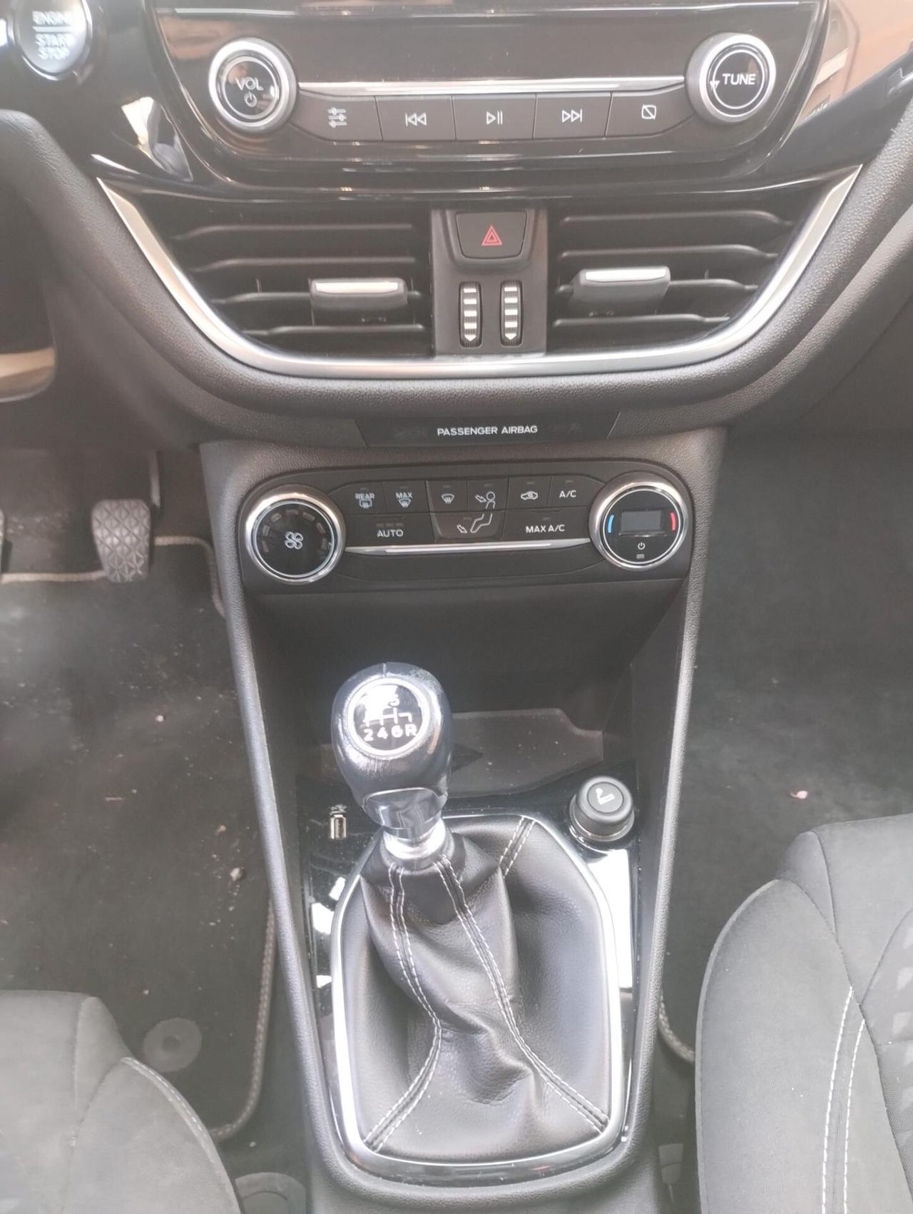 Ford Fiesta 1.5 EcoBlue 5 porte Titanium