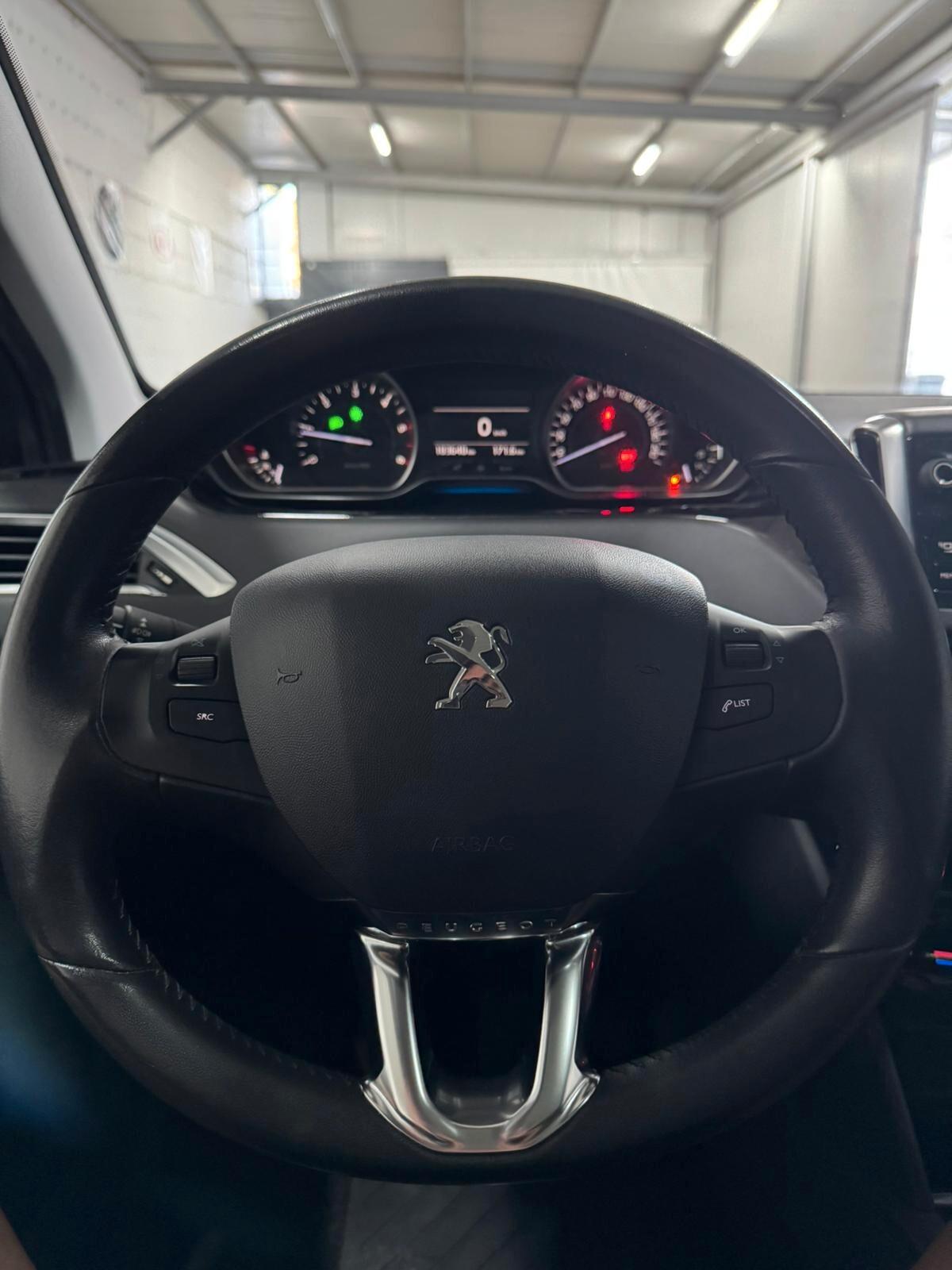 Peugeot 208 1.6 e-HDi 92 CV Stop&Start 5 porte Allure