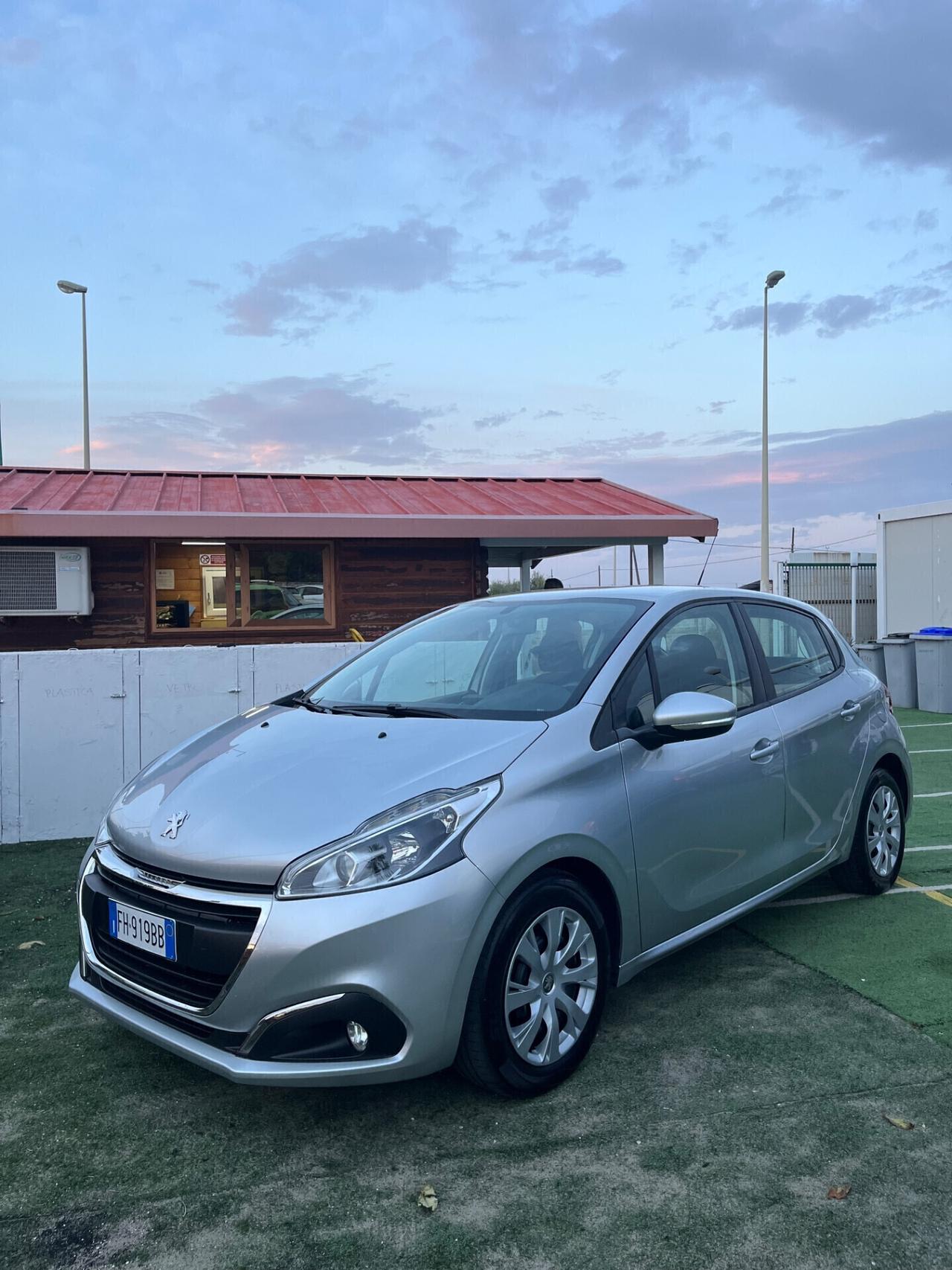 Peugeot 208 BlueHDi 75 5 porte Active