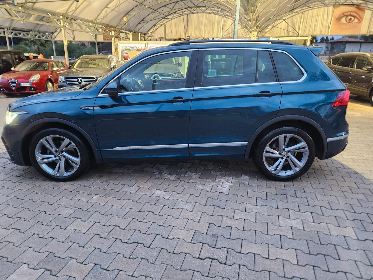 Volkswagen Tiguan RLINE