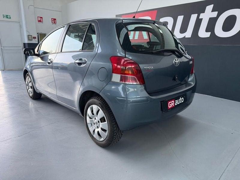 Toyota Yaris Yaris 1.0 5 porte Luxury pack