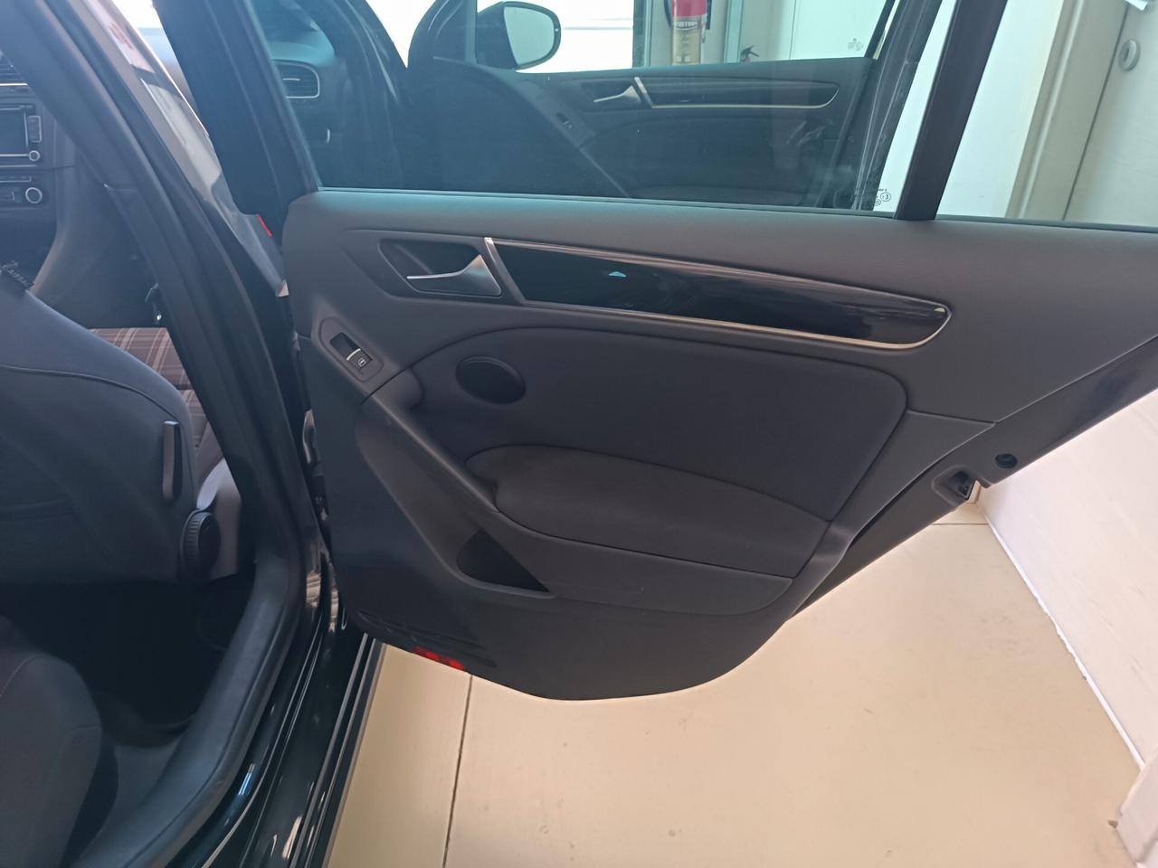 Volkswagen Golf GTI 2.0 TSI 5p.