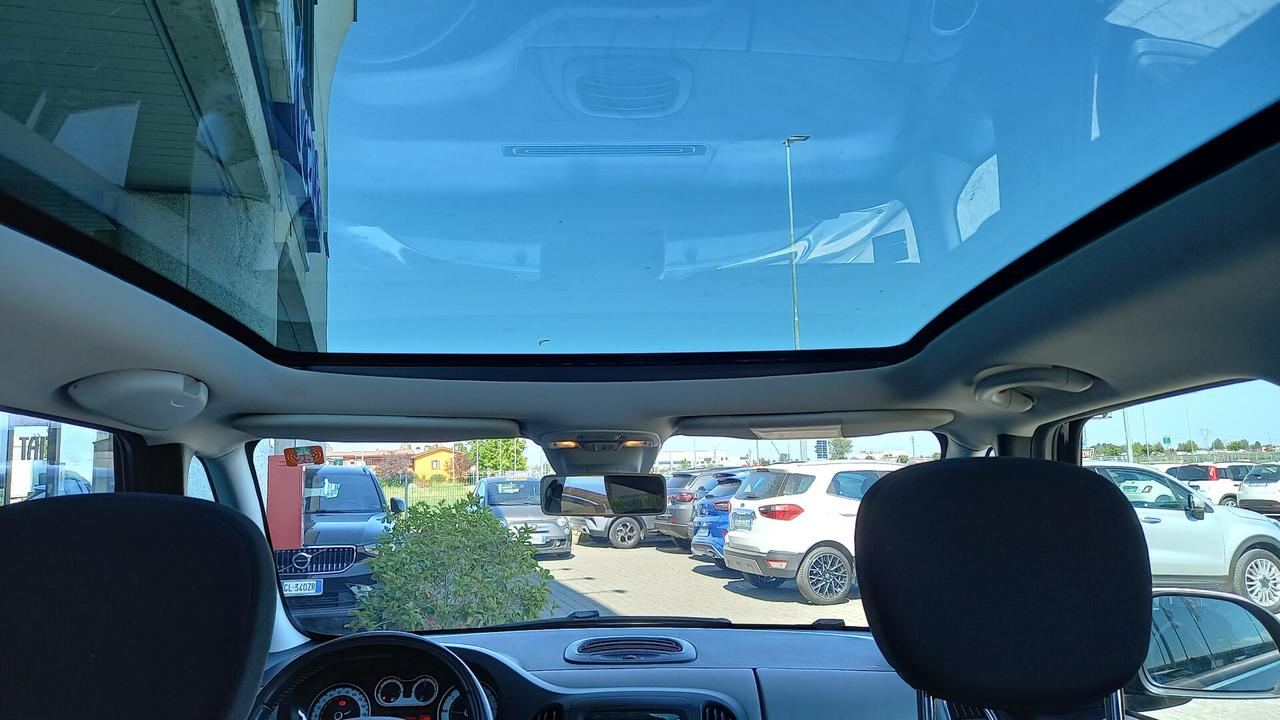 Fiat 500L Living 0.9 TwinAir Turbo Natural Power Lounge