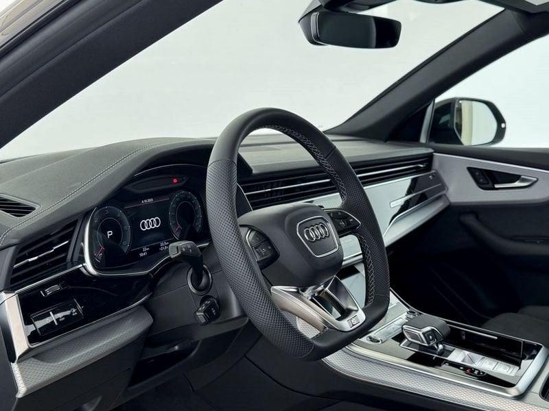 Audi Q8 Q8 SUV TDI quattro 210 kW tiptronic S line edition