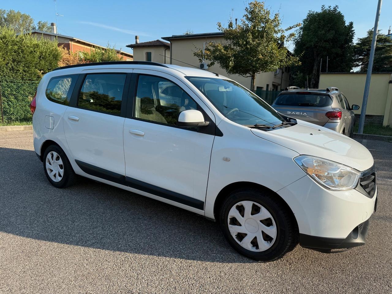 Dacia Lodgy 1.5 dci - NEOP. - NAV. - 12 MESI DI GARANZIA -