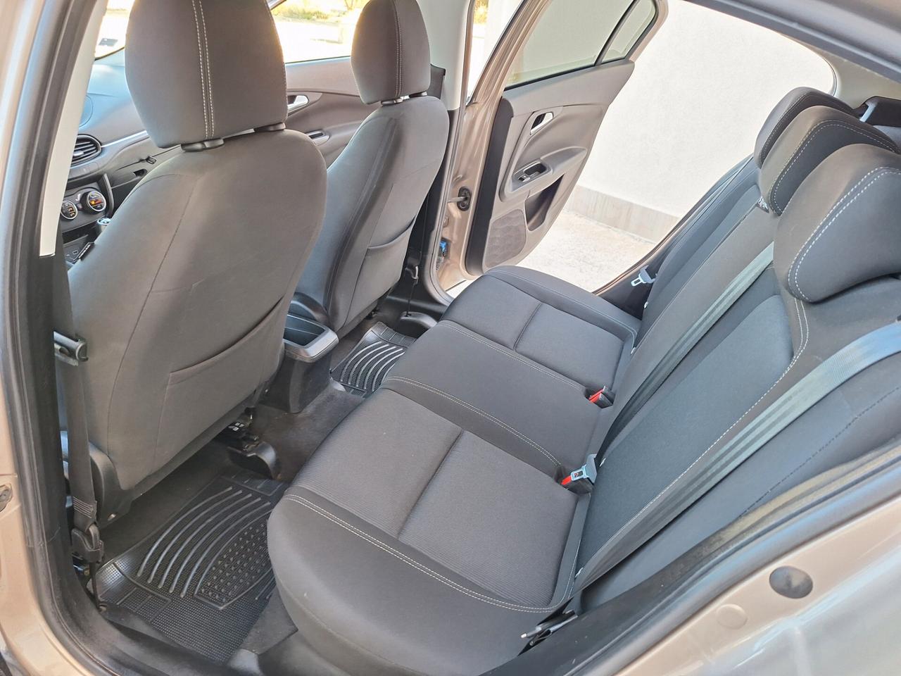 Fiat Tipo 1.3 mjt 95 cv E6 "BERLINA" 68000 km 2020
