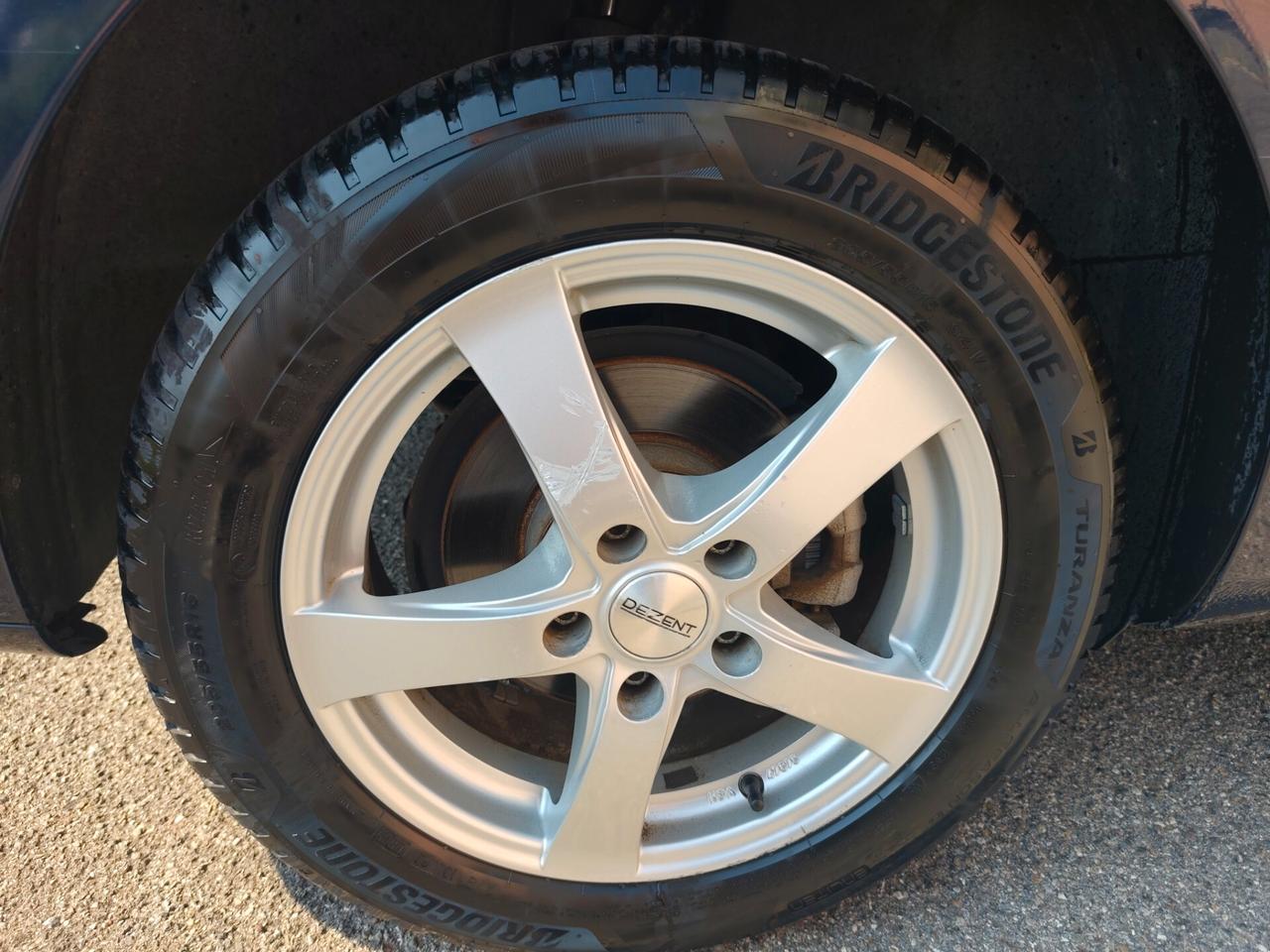 Volkswagen Touran 1.6 TDI 7 posti euro 5