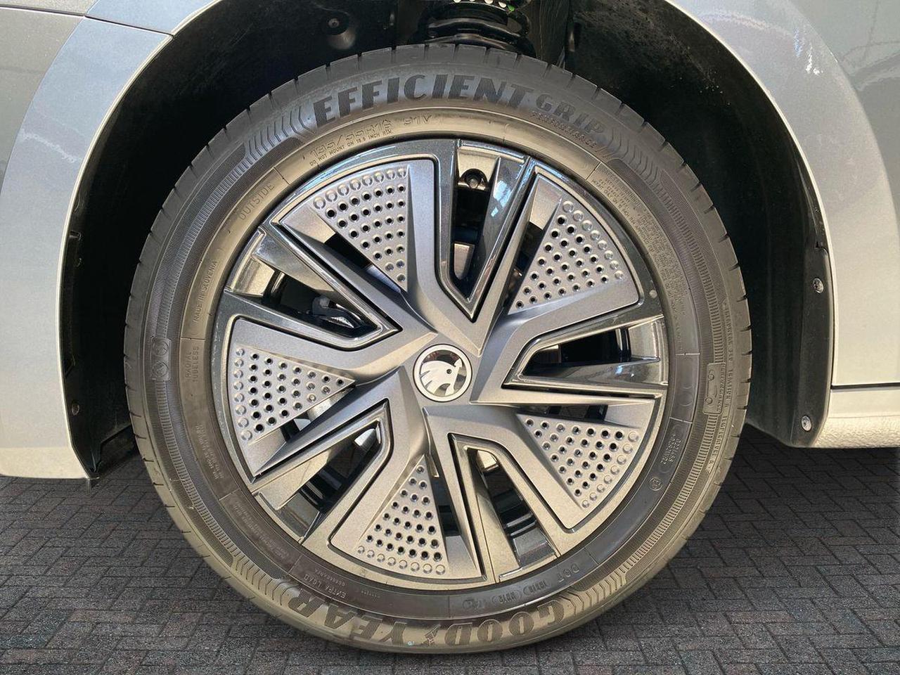 Skoda Fabia 1.0 tsi 95cv 130 edition