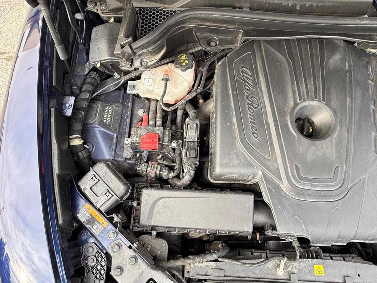 Alfa Romeo Stelvio 2.2 TD 190 CV #8505