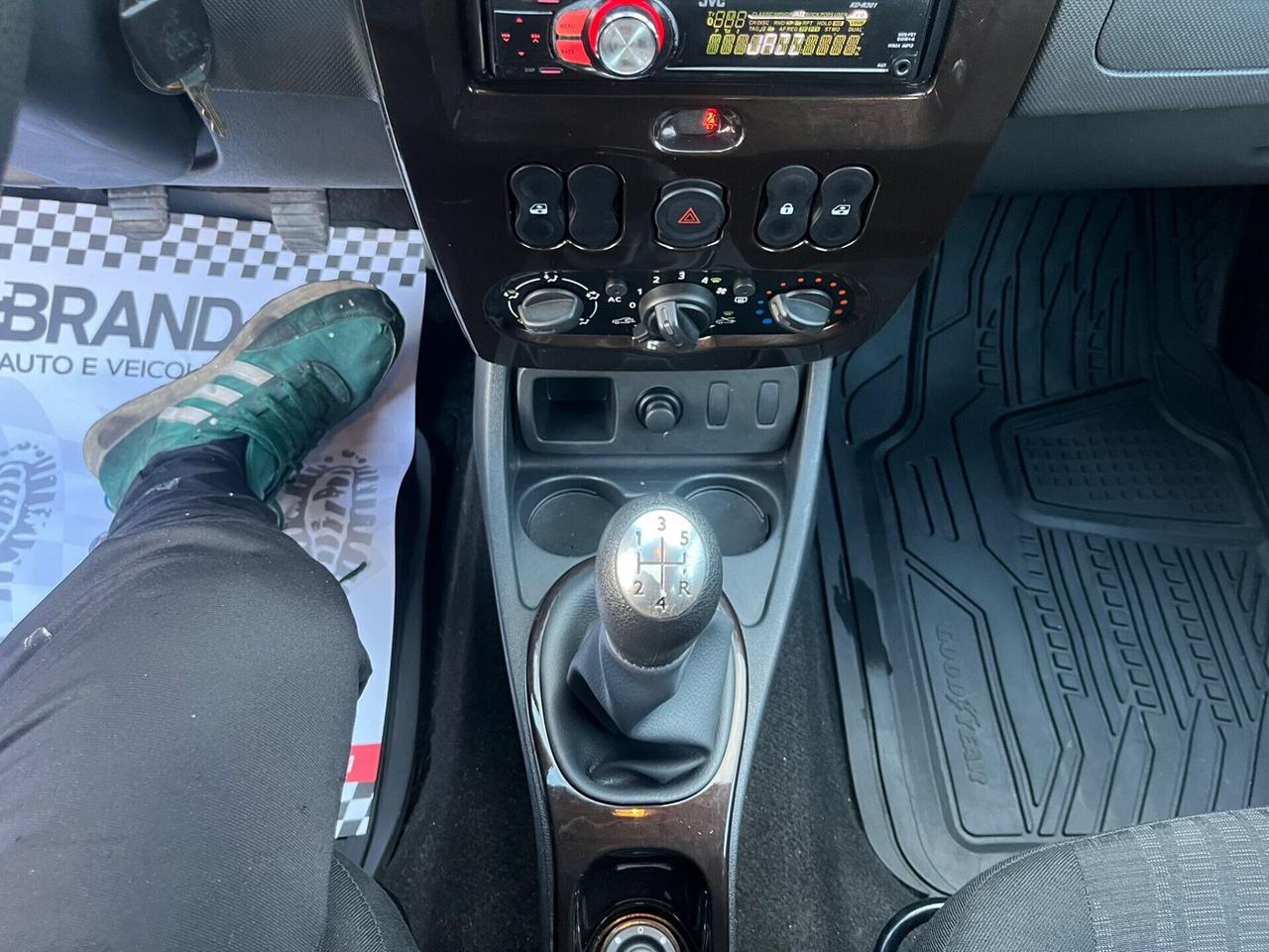 Dacia Duster 1.5 dCi Lauréate Unipro 2012