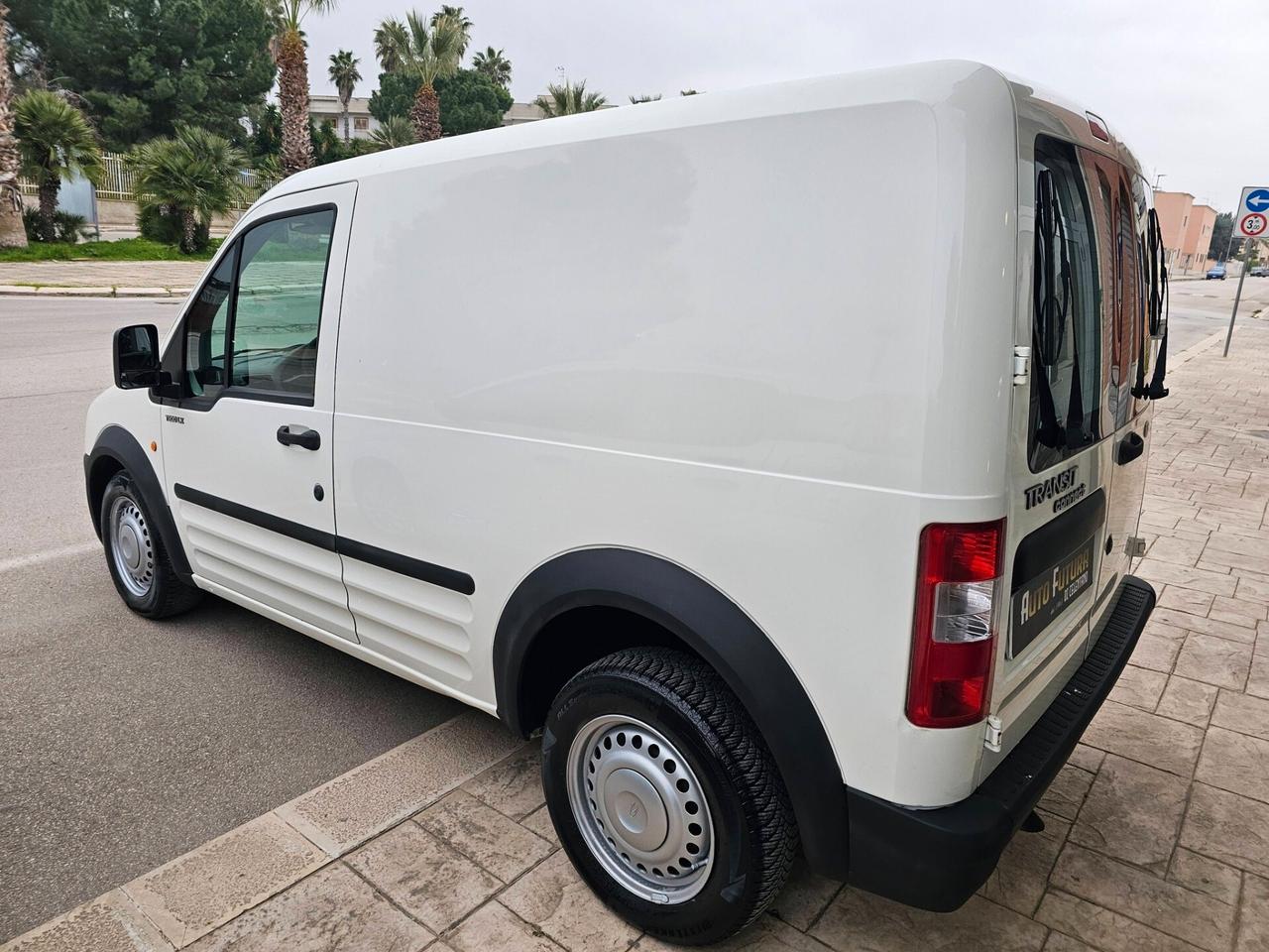FORD TRANSIT CONNECT 200T LX 1.8 TDCI 90CV