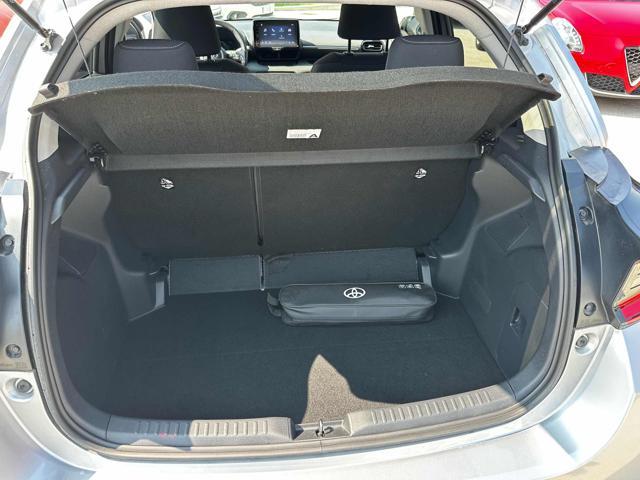 TOYOTA Yaris 1.5 Hybrid 5 porte Trend PARI AL NUOVO