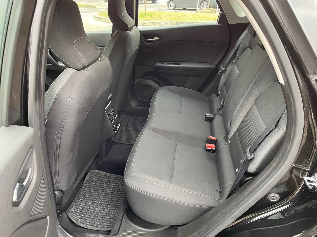 Renault Captur TCe 100 CV Life*SOLO 37000 Km *