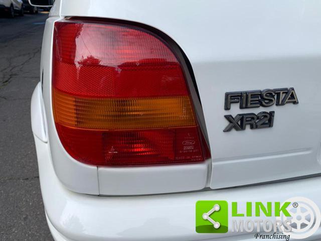 FORD Fiesta 1.8i 16V cat 3 porte XR2