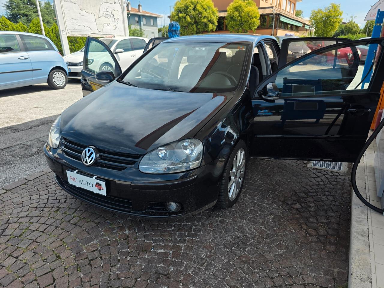 Volkswagen Golf 2.0 16V TDI 5p. Sportline con 361.000km