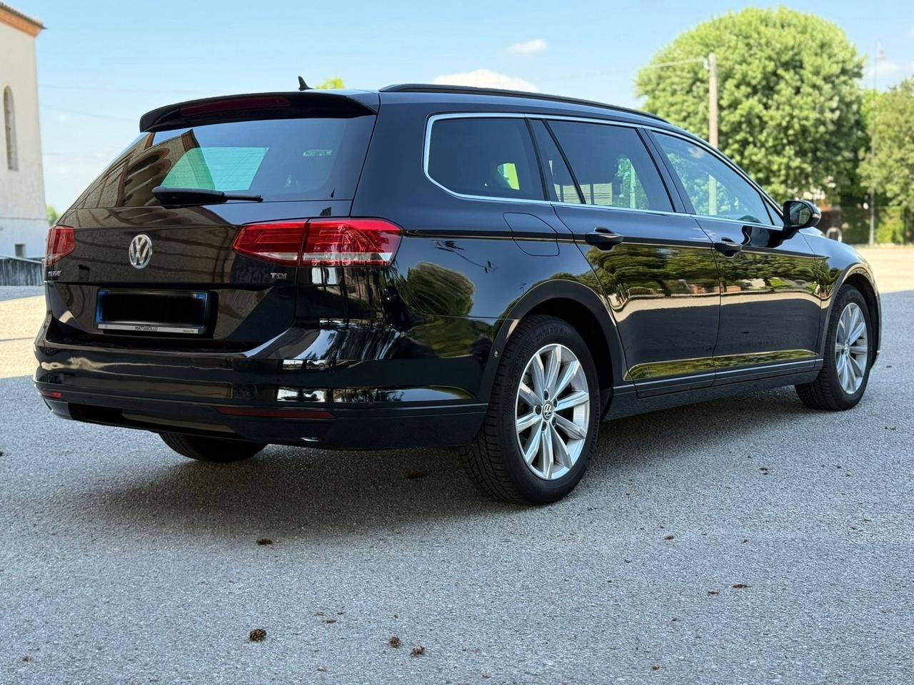 Volkswagen Passat Variant 1.6 TDI Business BlueMotion Technology