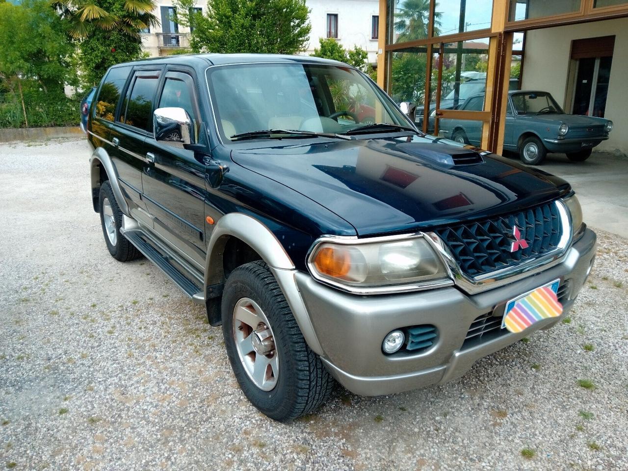 Mitsubishi Pajero Sport Pajero Sport 2.5 TDI GLX