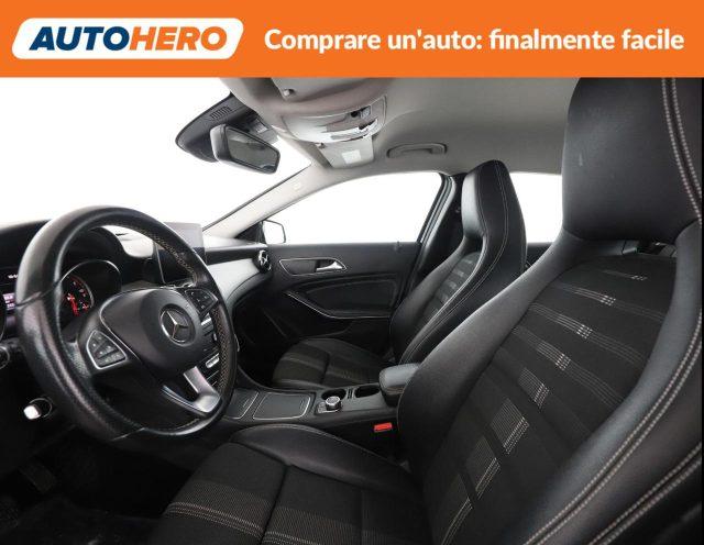 MERCEDES-BENZ GLA 200 d Automatic Sport