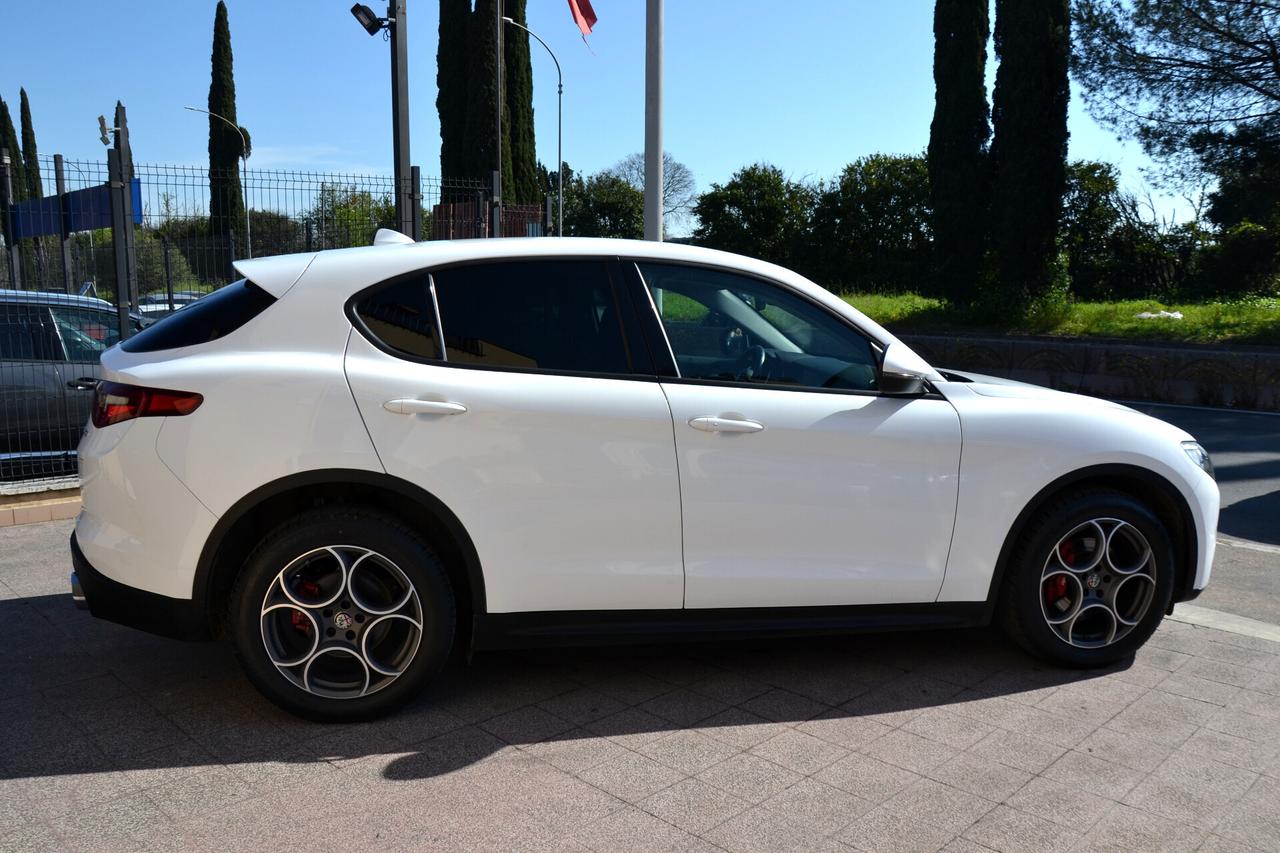 Alfa Romeo Stelvio 2.2 160CV AT8 **PREZZO VERO**LED-NAV-RCAM+PDC