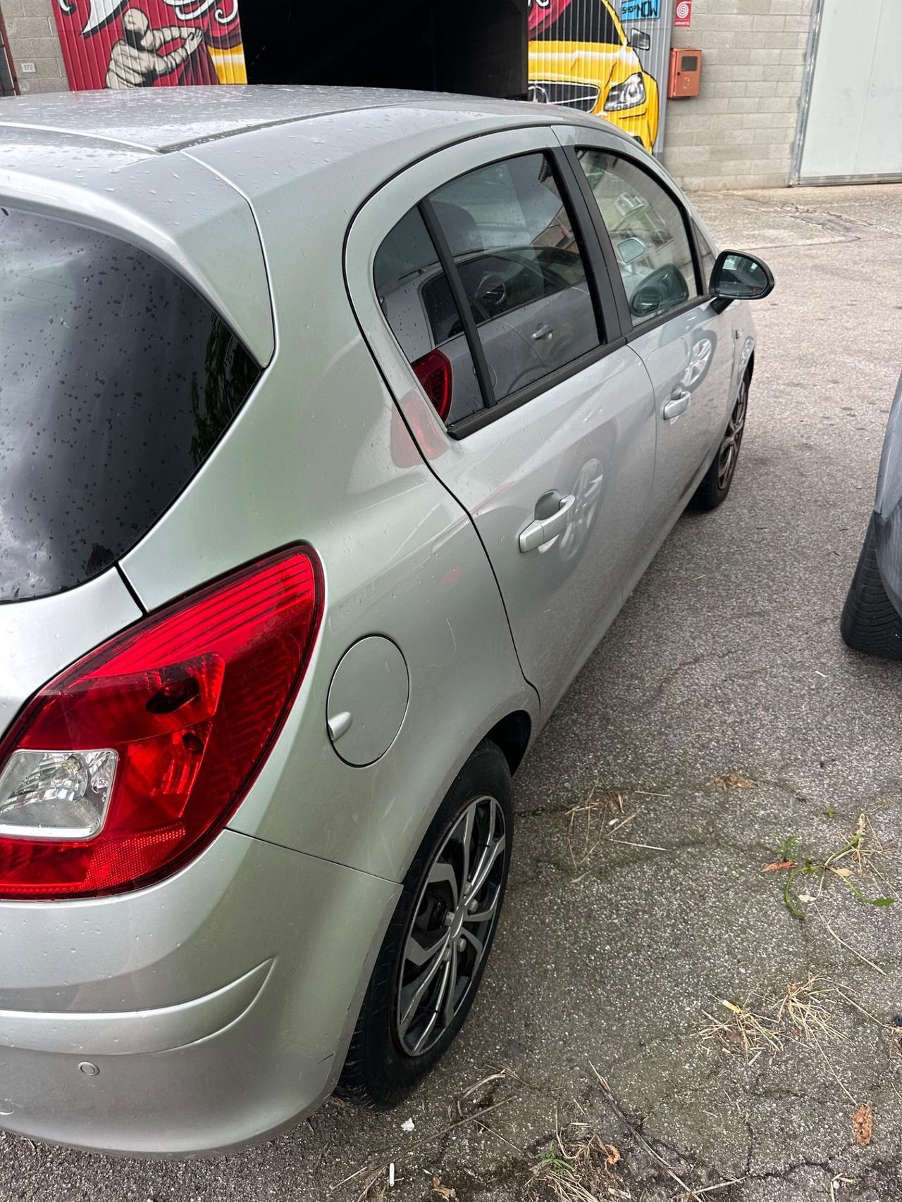 Opel Corsa 1.2 motore rotto, gpl